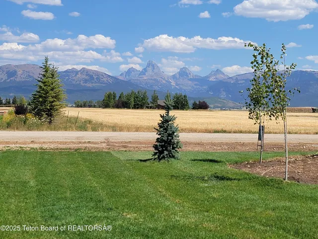 $1,395,000 | 4660 Pale Morning Drive, Tetonia, ID 83452