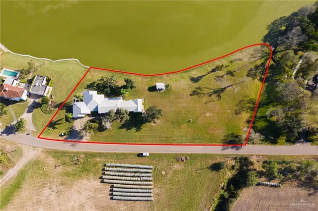 a view of a lake with houses