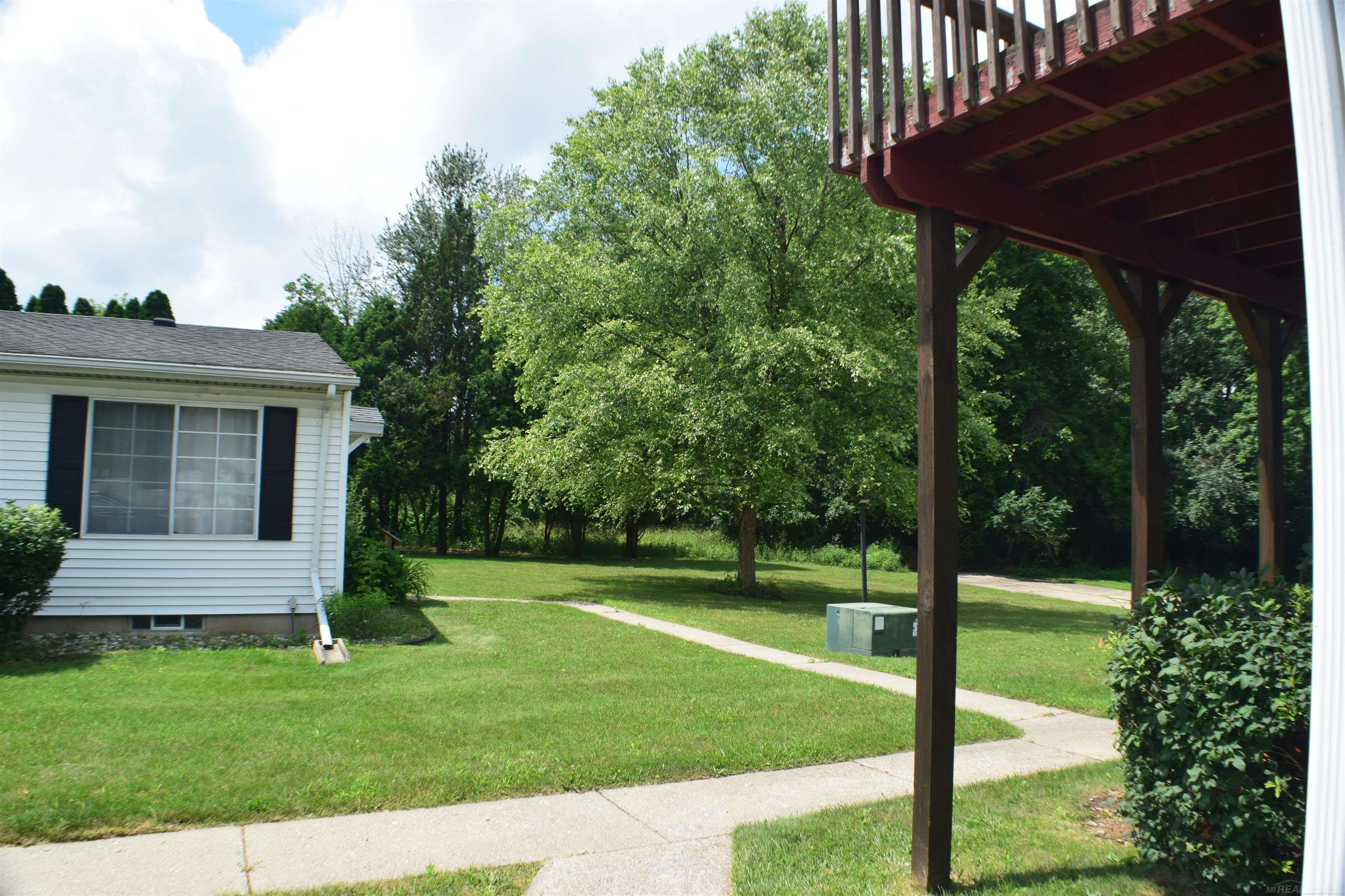3944 Hunters Ridge Drive, Unit 2 Lansing, MI 48911 - Photo 30 of 32