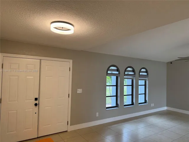 $2,300 | 1520 Southeast 20th Court, Unit 1520, Cape Coral, FL 33990