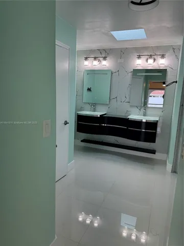 $2,300 | 1520 Southeast 20th Court, Unit 1520, Cape Coral, FL 33990