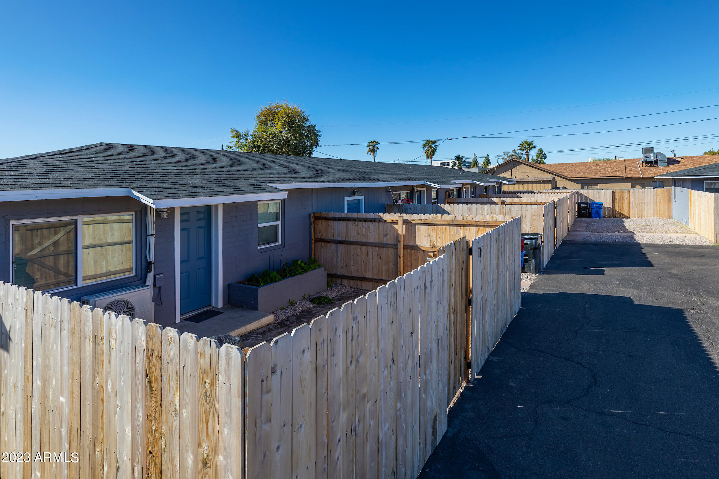 513 East Hatcher Road Phoenix, AZ 85020 - Photo 1 of 15 513_E_Hatcher_Rd_11