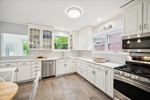 $1,389,000 | 972 Elm Street, Winnetka, IL 60093