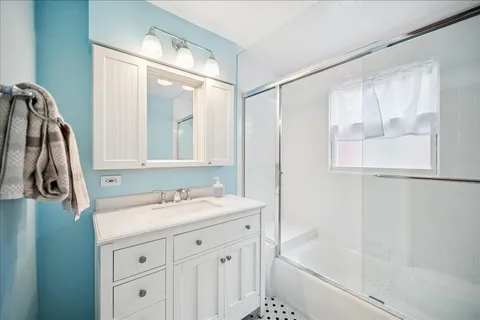 $1,389,000 | 972 Elm Street, Winnetka, IL 60093