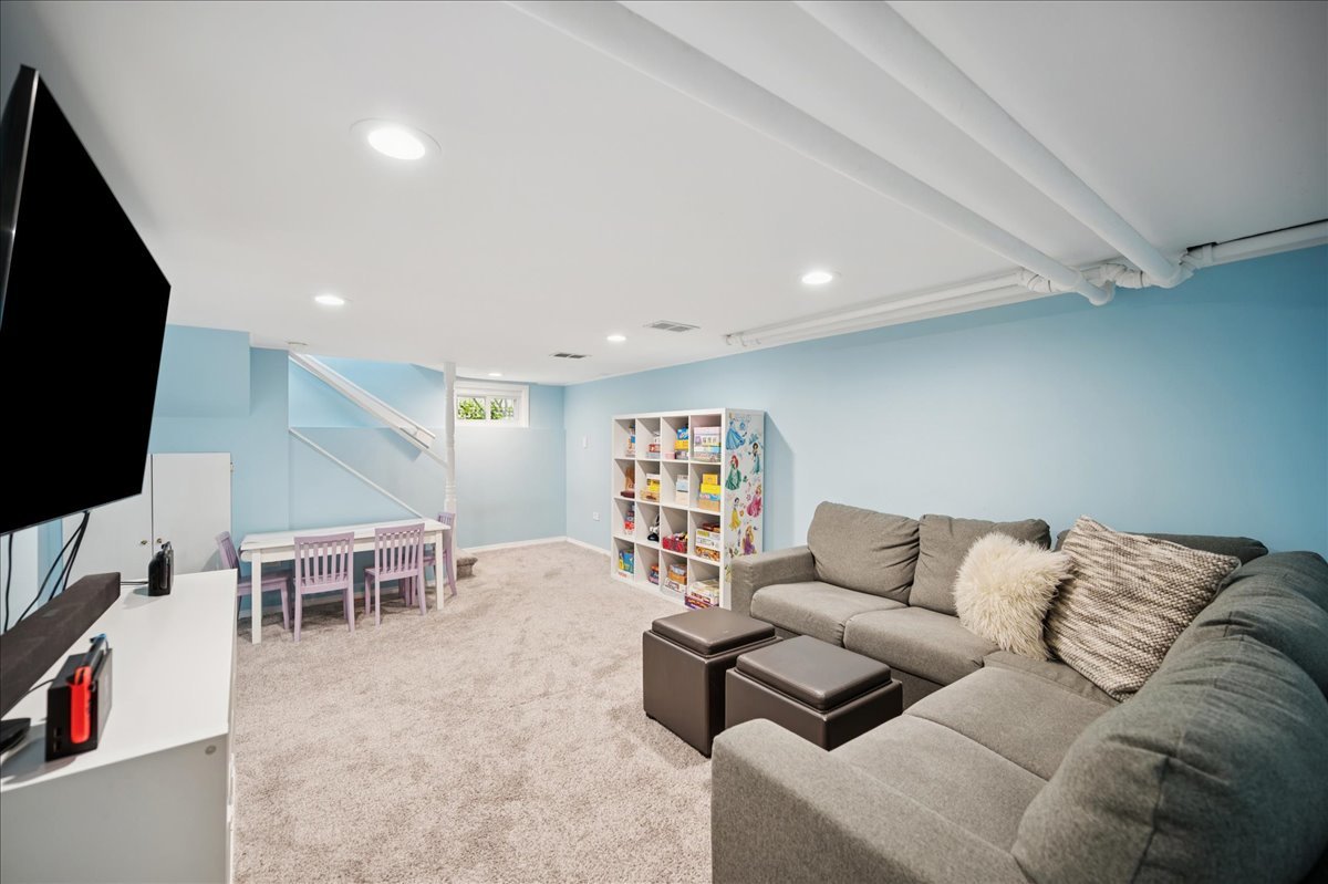 972 Elm Street Winnetka, IL 60093 - Photo 28 of 37