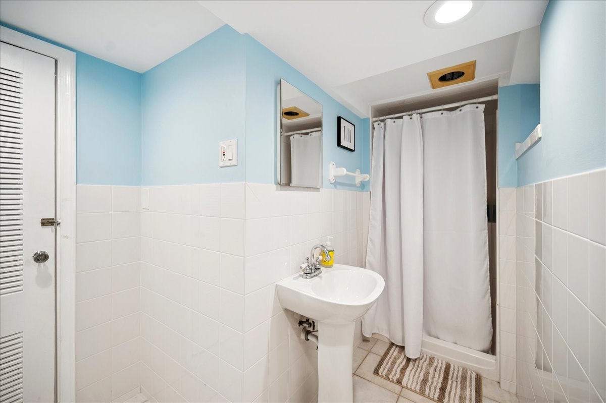 972 Elm Street Winnetka, IL 60093 - Photo 30 of 37