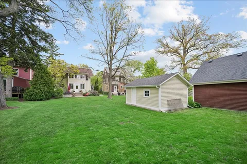 $1,389,000 | 972 Elm Street, Winnetka, IL 60093