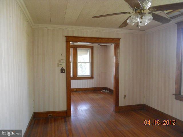 3320 Rueckert Avenue Baltimore, MD 21214 - Photo 8 of 13 Dining Room