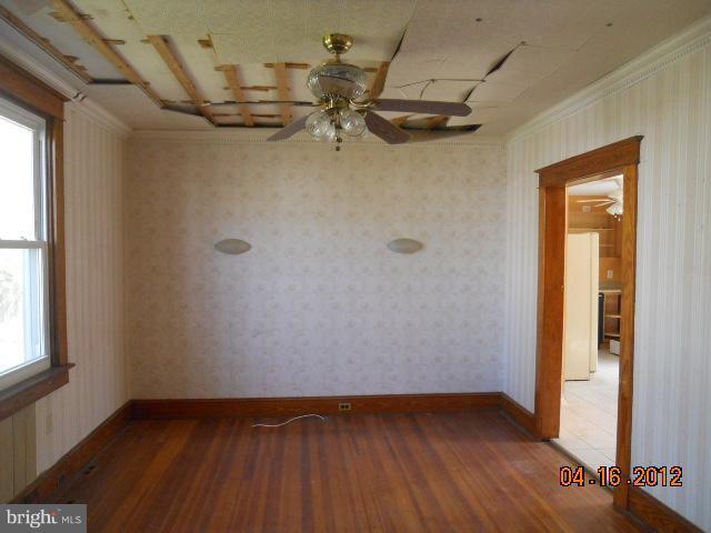 3320 Rueckert Avenue Baltimore, MD 21214 - Photo 10 of 13 Dining Room