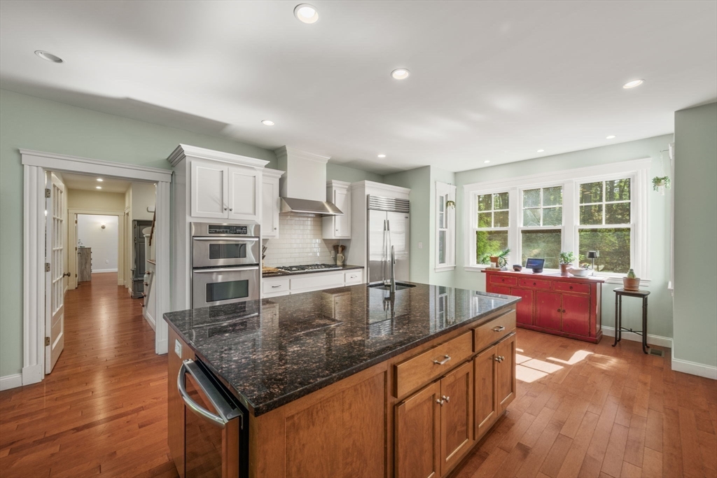 250 Meadowbrook Road Dedham, MA 02026 - Photo 16 of 41