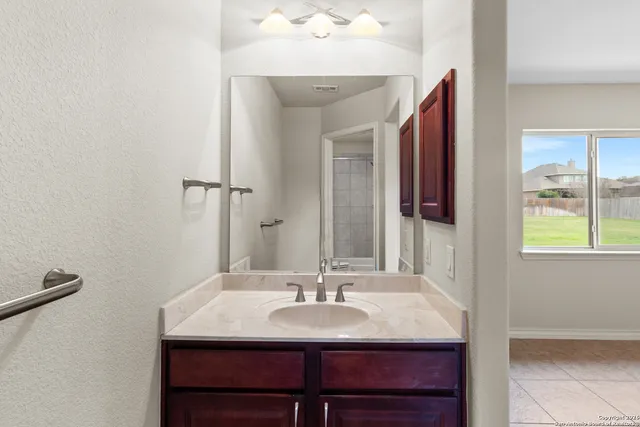 $500,000 | 3339 Harvest Hills Boulevard, Marion, TX 78124