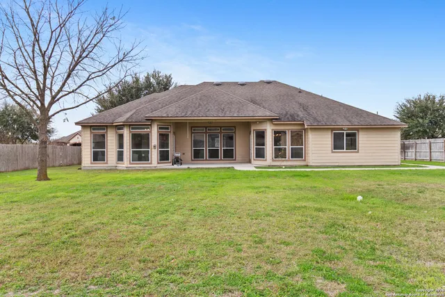 $500,000 | 3339 Harvest Hills Boulevard, Marion, TX 78124
