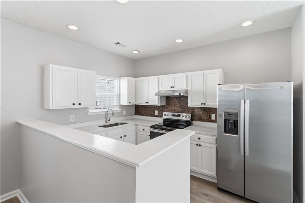 4697 Highpoint Lane Atlanta, GA 30349 - Photo 15 of 32