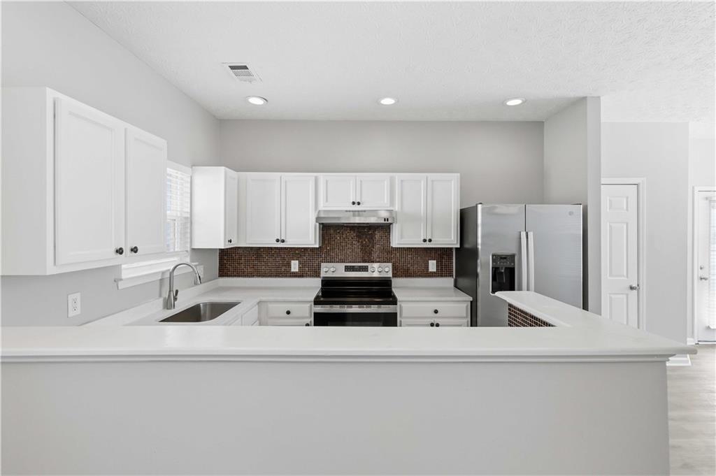 4697 Highpoint Lane Atlanta, GA 30349 - Photo 16 of 32