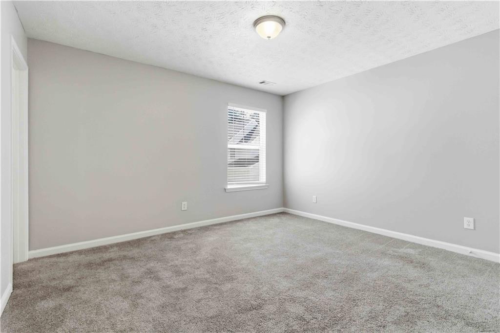 4697 Highpoint Lane Atlanta, GA 30349 - Photo 18 of 32