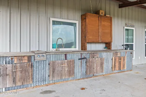 $330,000 | 7913 Chastant Road, New Iberia, LA 70560