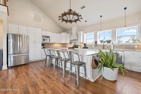 $330,000 | 7913 Chastant Road, New Iberia, LA 70560