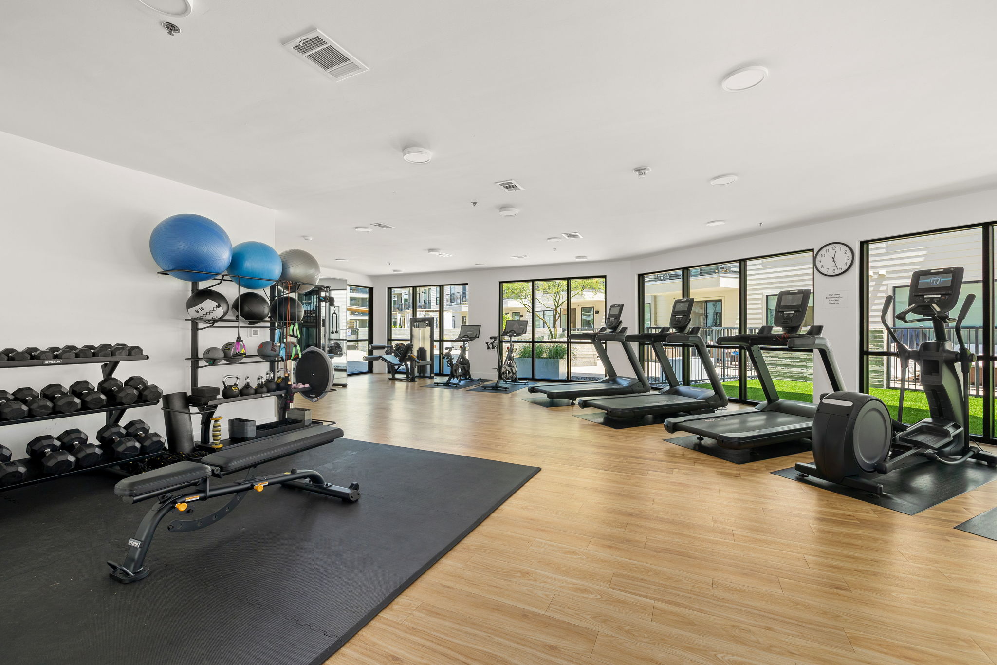 1701 Simond Avenue, Unit 612 Austin, TX 78723 - Photo 29 of 40 a view of a room with gym equipment