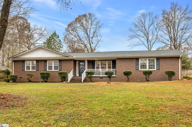$320,000 | 208 Huntington Drive, Anderson, SC 29625