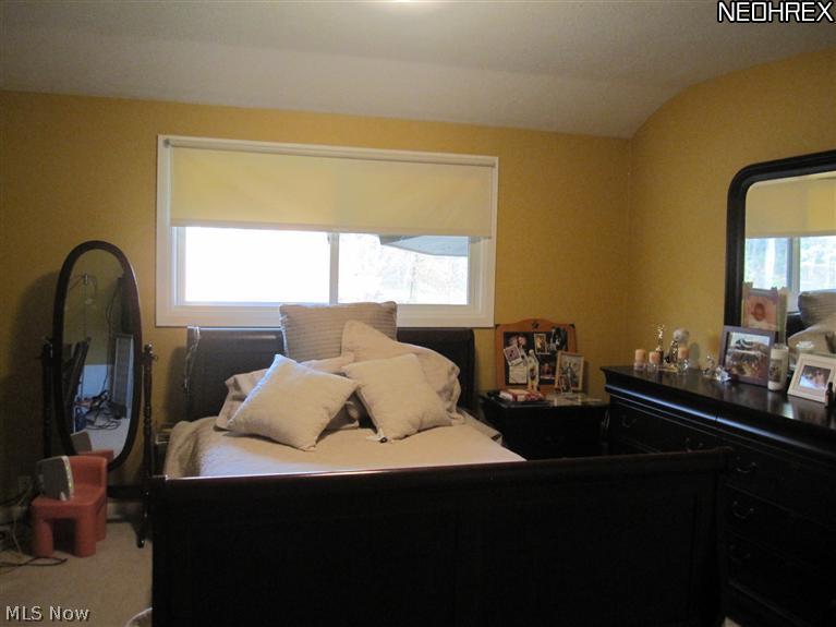 2754 Lander Road Cleveland, OH 44124 - Photo 18 of 23