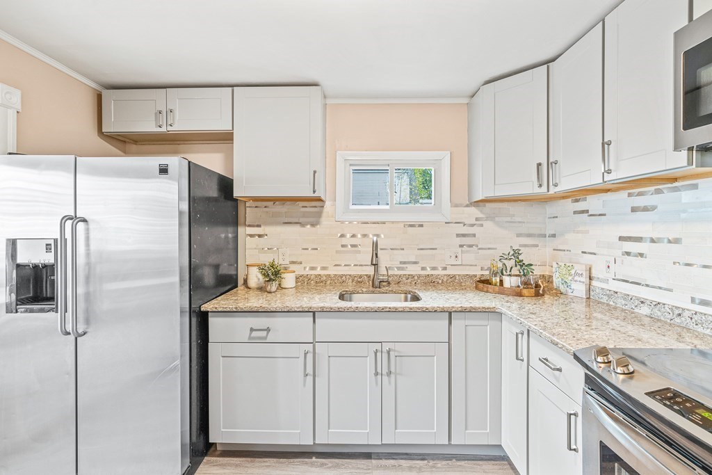42 Starrett Road Lynn, MA 01905 - Photo 11 of 42 Gallery Image 11