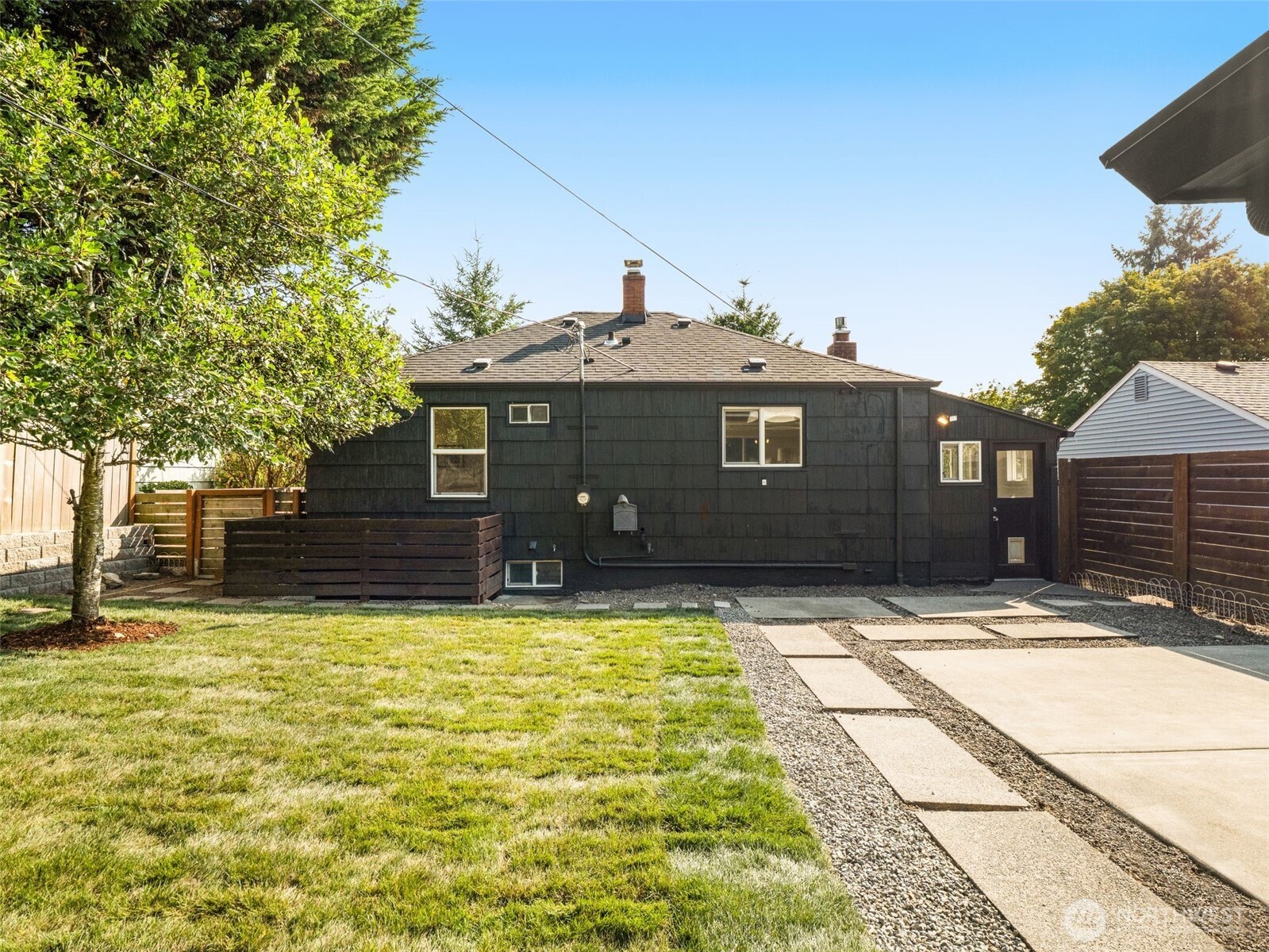 7927 27th Avenue Southwest Seattle, WA 98126 - Photo 25 of 35
