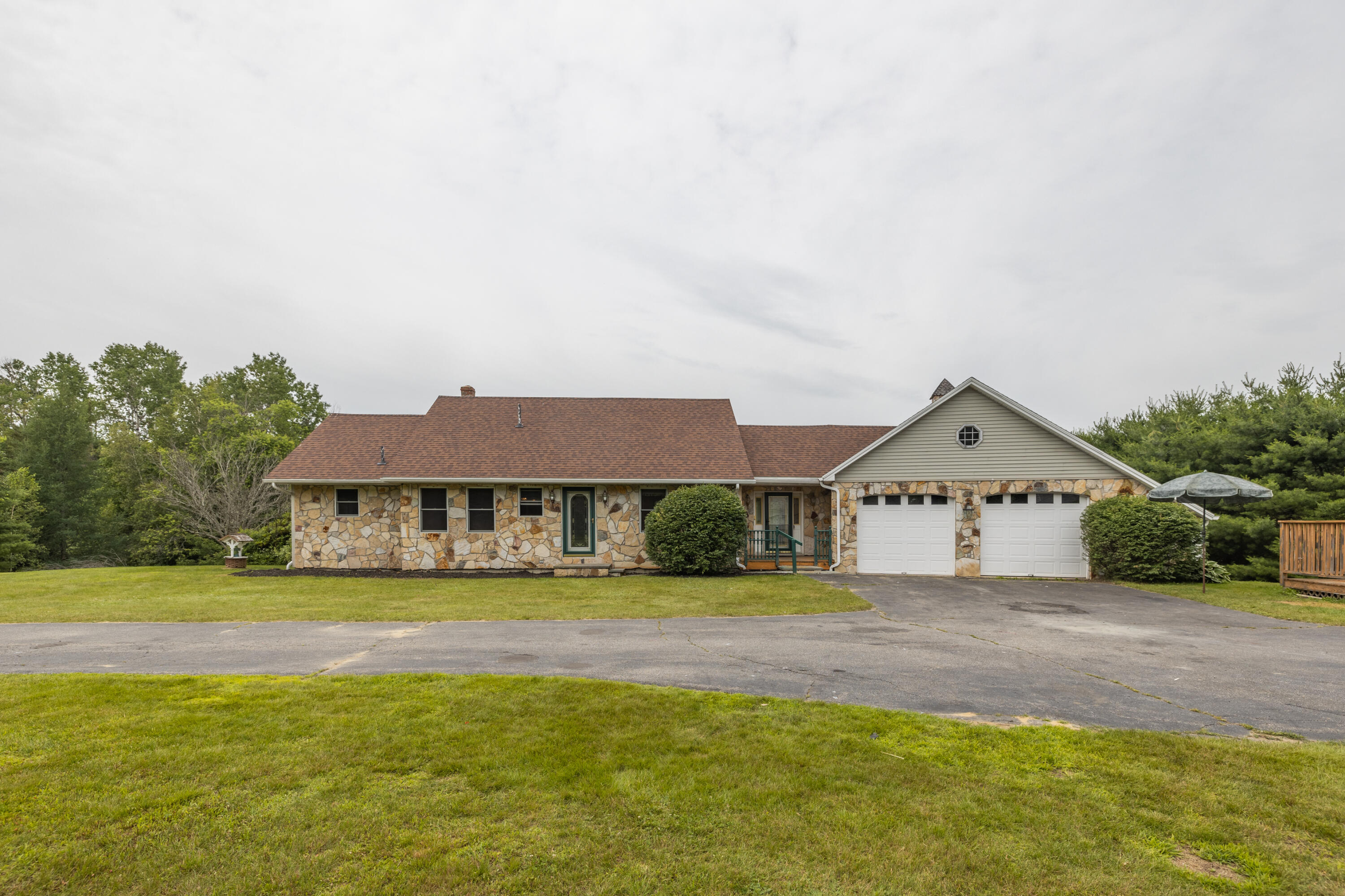 671 Augusta Road Belgrade, ME 04917 - Photo 1 of 33 6I3A4661-HDR