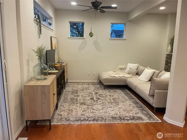 $1,029,950 | 15204 48th Avenue Southeast, Everett, WA 98208