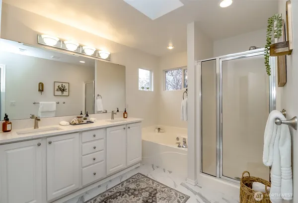 $1,029,950 | 15204 48th Avenue Southeast, Everett, WA 98208