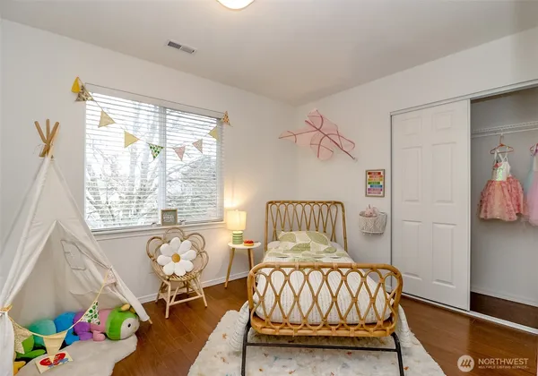 $1,029,950 | 15204 48th Avenue Southeast, Everett, WA 98208