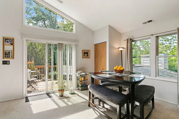 $699,000 | 910 South Division Street, Barrington, IL 60010