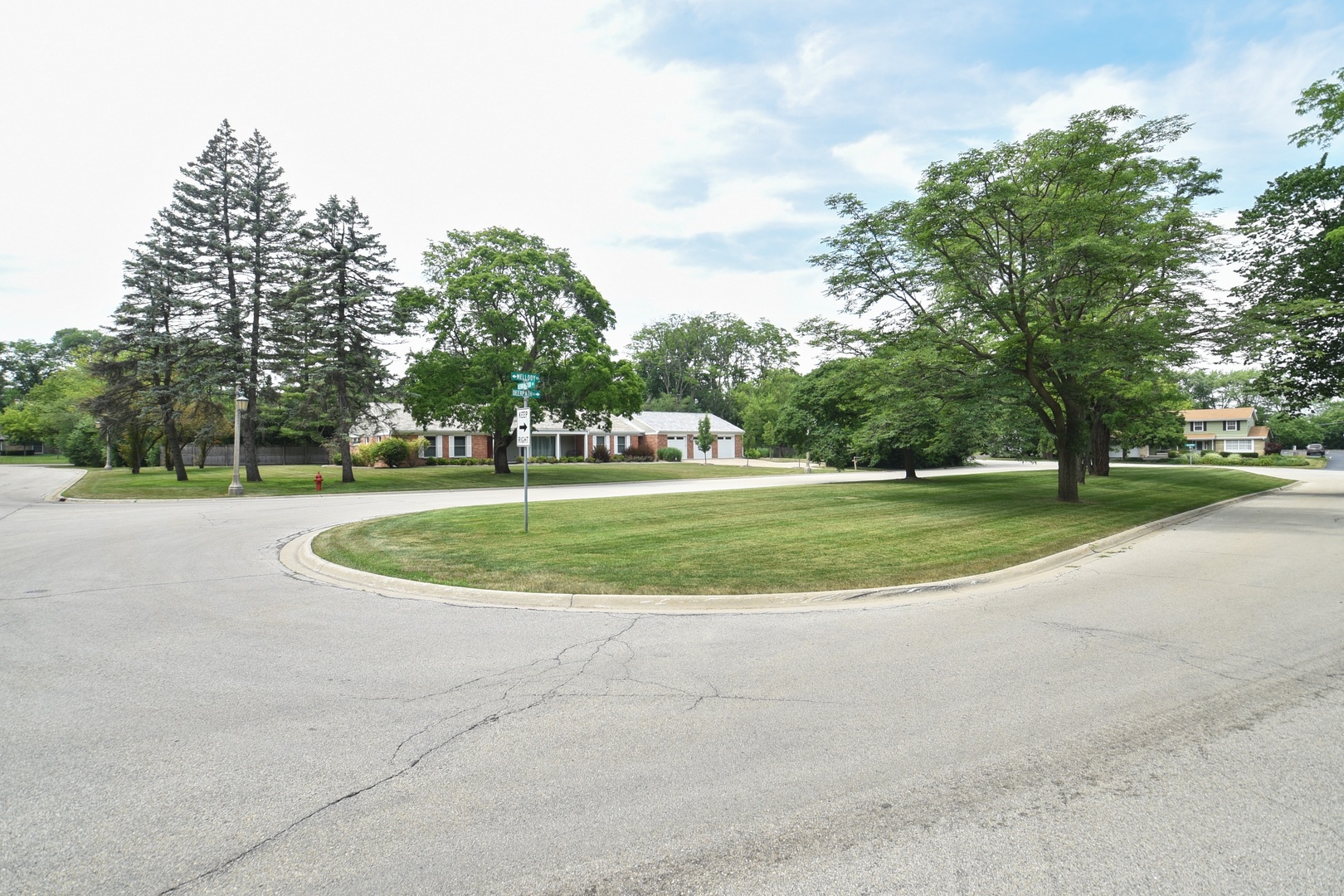 375 Deerpath Square Lake Forest, IL 60045 - Photo 7 of 23 a view of a park