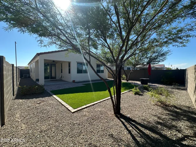 $2,100 | 18078 West Amber Ridge Way, Goodyear, AZ 85338
