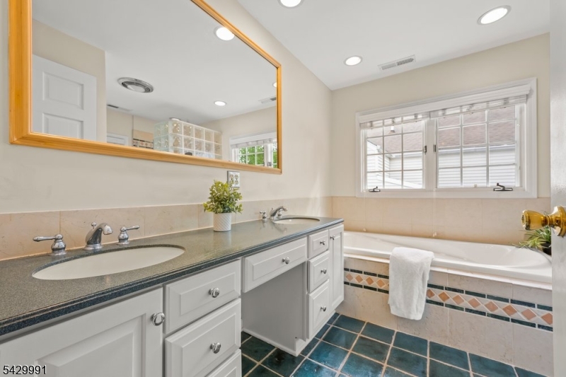 33 Exeter Road Short Hills, NJ 07078 - Photo 34 of 47