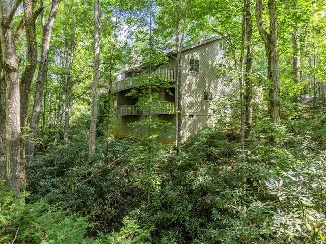 $375,000 | 123 Mountain Village Boulevard, Lake Lure, NC 28746