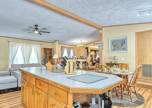$198,600 | 127 Morways Park, Charlestown, NH 03603