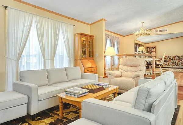 $198,600 | 127 Morways Park, Charlestown, NH 03603