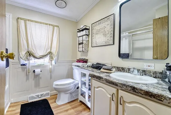 $198,600 | 127 Morways Park, Charlestown, NH 03603