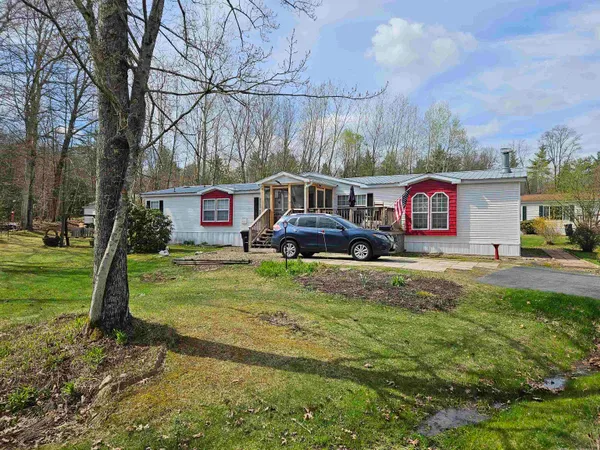 $198,600 | 127 Morways Park, Charlestown, NH 03603