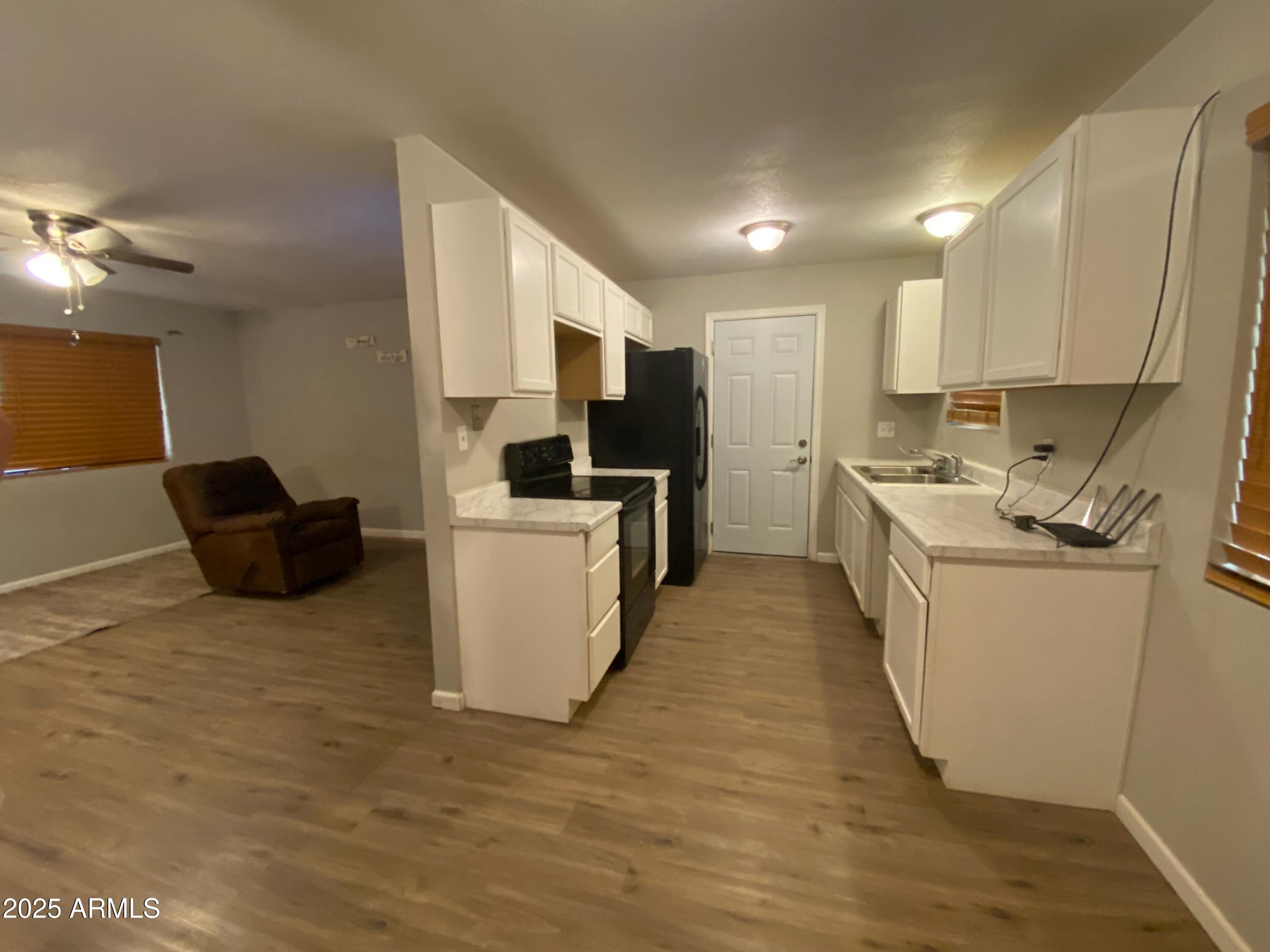 314 West Phoenix Avenue Eloy, AZ 85131 - Photo 6 of 17 8AEAE407-BDEC-43D4-B7A9-75ACC32ED59B