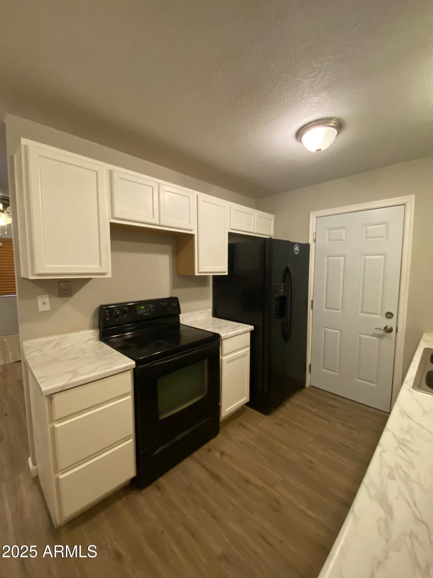 314 West Phoenix Avenue Eloy, AZ 85131 - Photo 7 of 17 203E7E14-6E53-42F3-9460-05D029126C8C