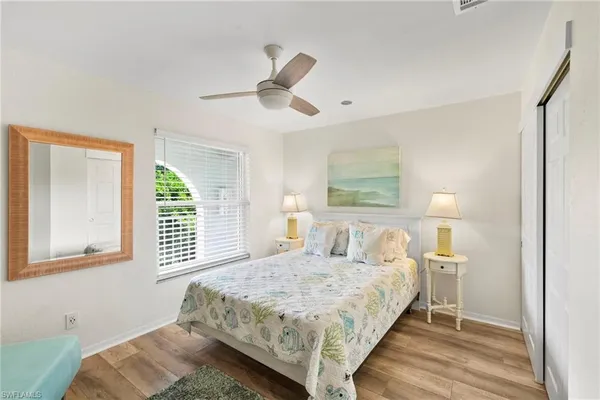 $995,000 | 9101 Vanderbilt Drive, Unit 302, Naples, FL 34108