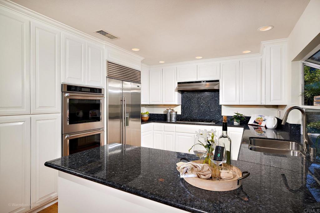 1410 Walnutcreek Drive Encinitas, CA 92024 - Photo 16 of 47