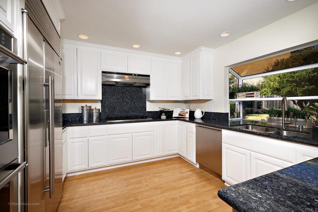 1410 Walnutcreek Drive Encinitas, CA 92024 - Photo 17 of 47