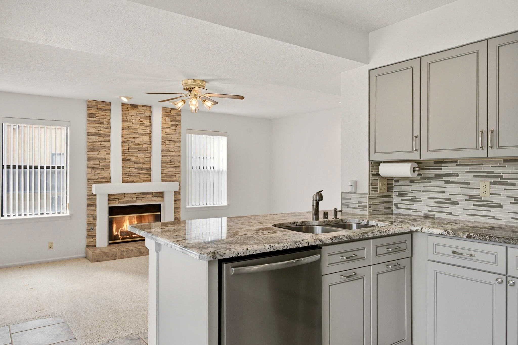 8604 Vineyard Ridge Road Northeast Albuquerque, NM 87122 - Photo 9 of 30 Gallery Image 9