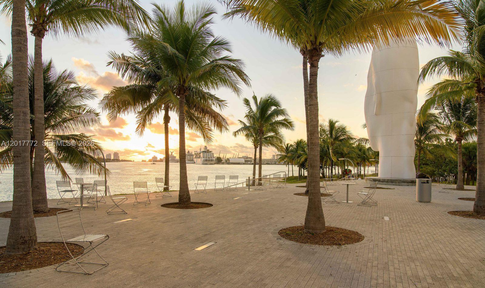 900 Biscayne Boulevard, Unit 4205 Miami, FL 33132 - Photo 35 of 35 a view of palm trees and palm tree