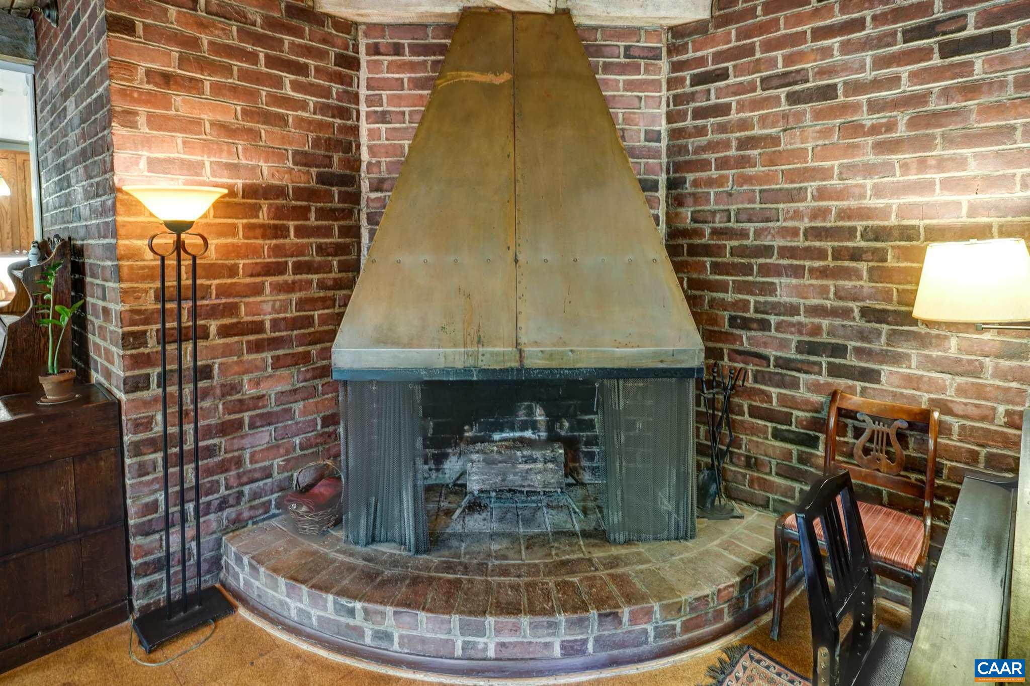 2006 Meadowbrook Road Charlottesville, VA 22903 - Photo 11 of 43