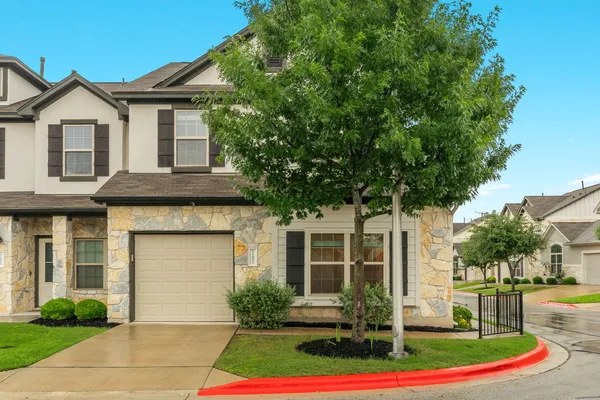 $2,250 | 11807 Frenchie Lane, Unit 1404, Austin, TX 78748
