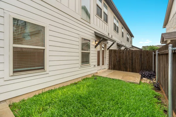 $2,250 | 11807 Frenchie Lane, Unit 1404, Austin, TX 78748