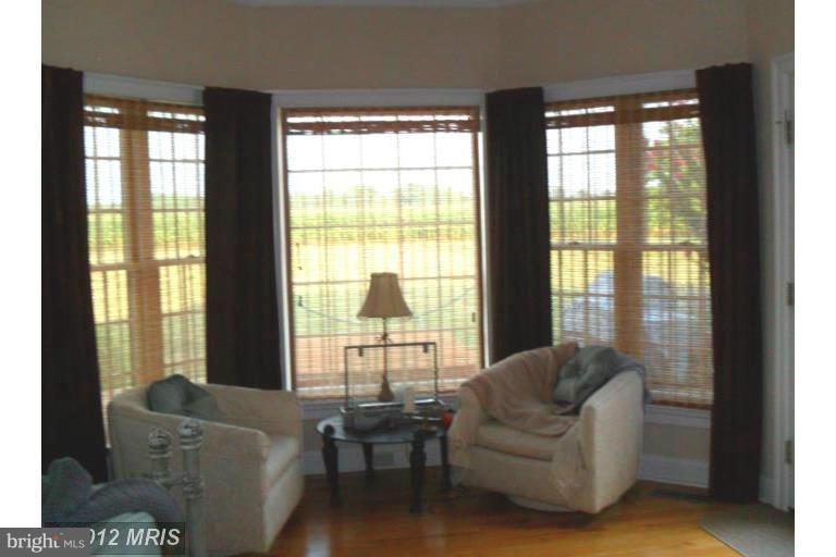 115 Three Pines Road Queen Anne, MD 21657 - Photo 21 of 28 Living Room